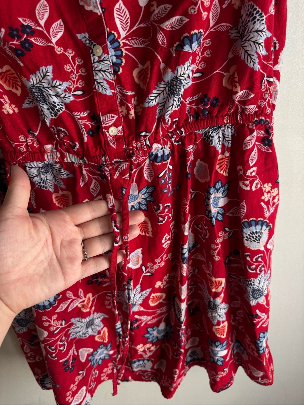 St. John's Bay Red White & Blue Floral V-Neck Mini Dress - Picture 6 of 9